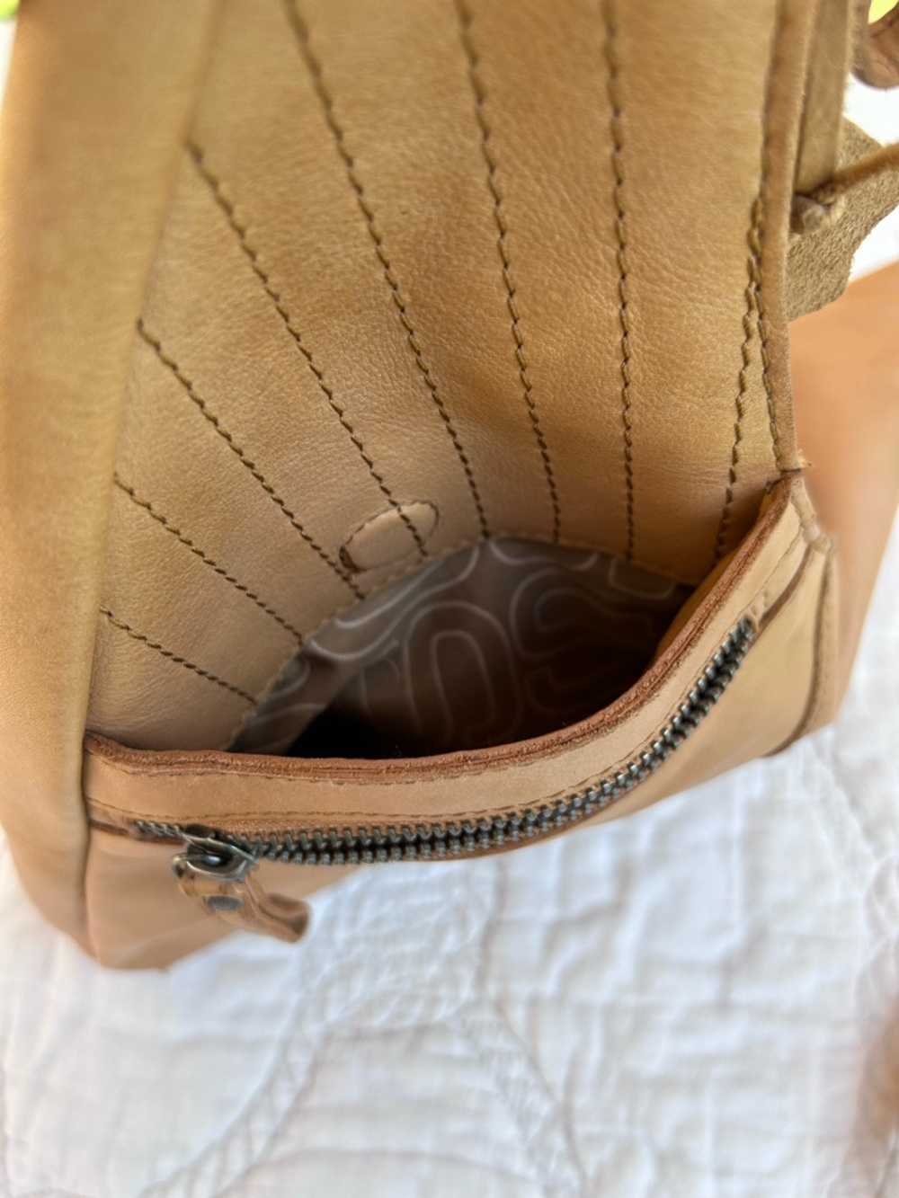 Spikes & Sparrow “Moria” Leather Crossbody / Shoulder Bag - Camel / Tan - Picture 8 of 14
